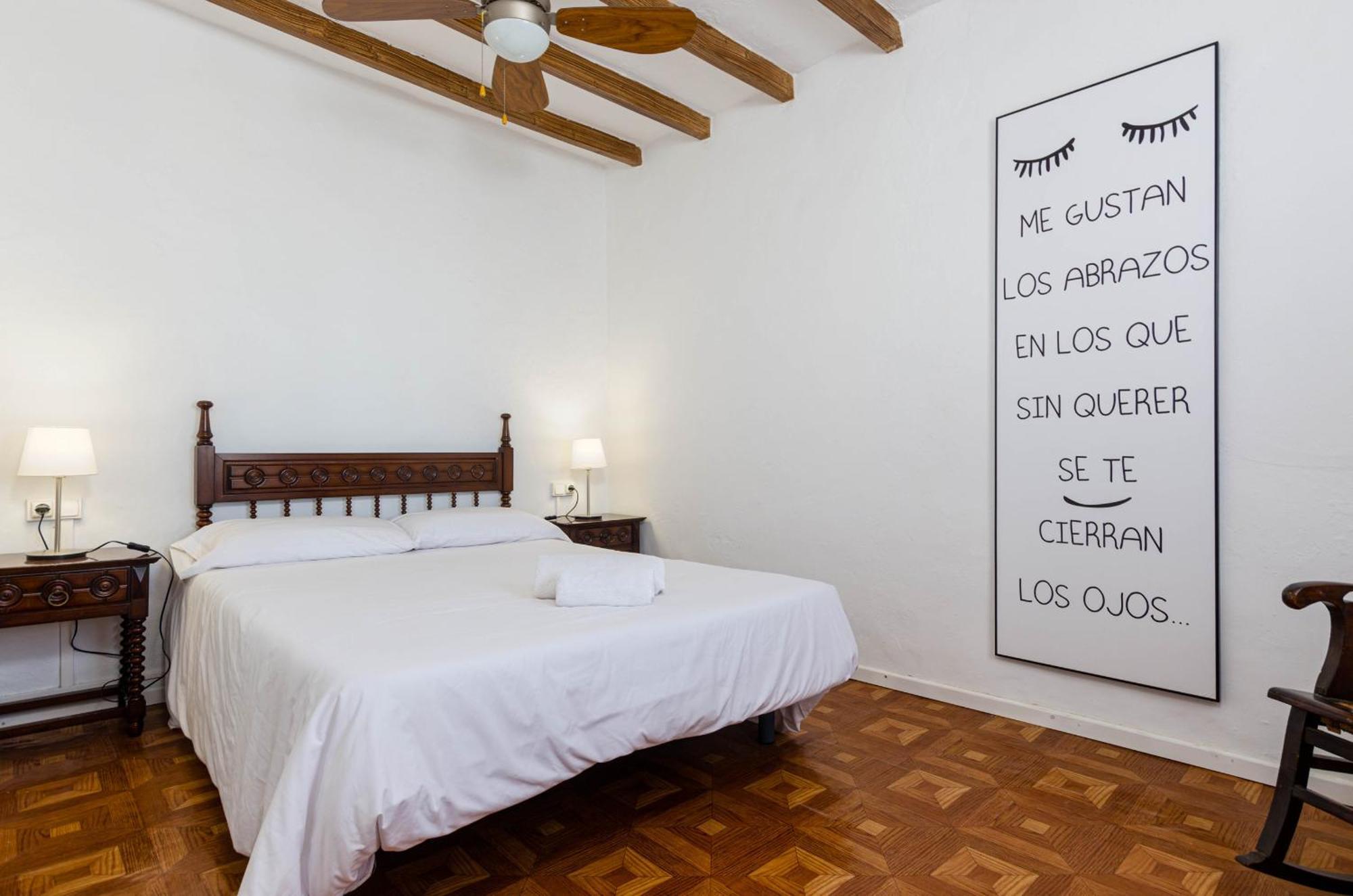 Yourhouse Ca Mado Josefa House
